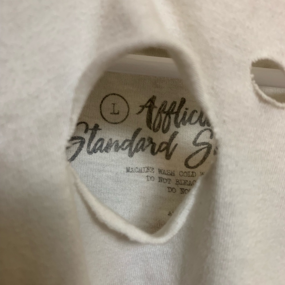 Light-Washed Ripped Muscle Tee - Picture 3 of 4